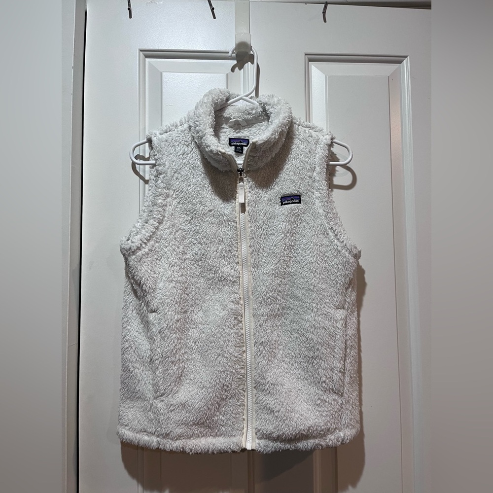 White big girls Patagonia vest